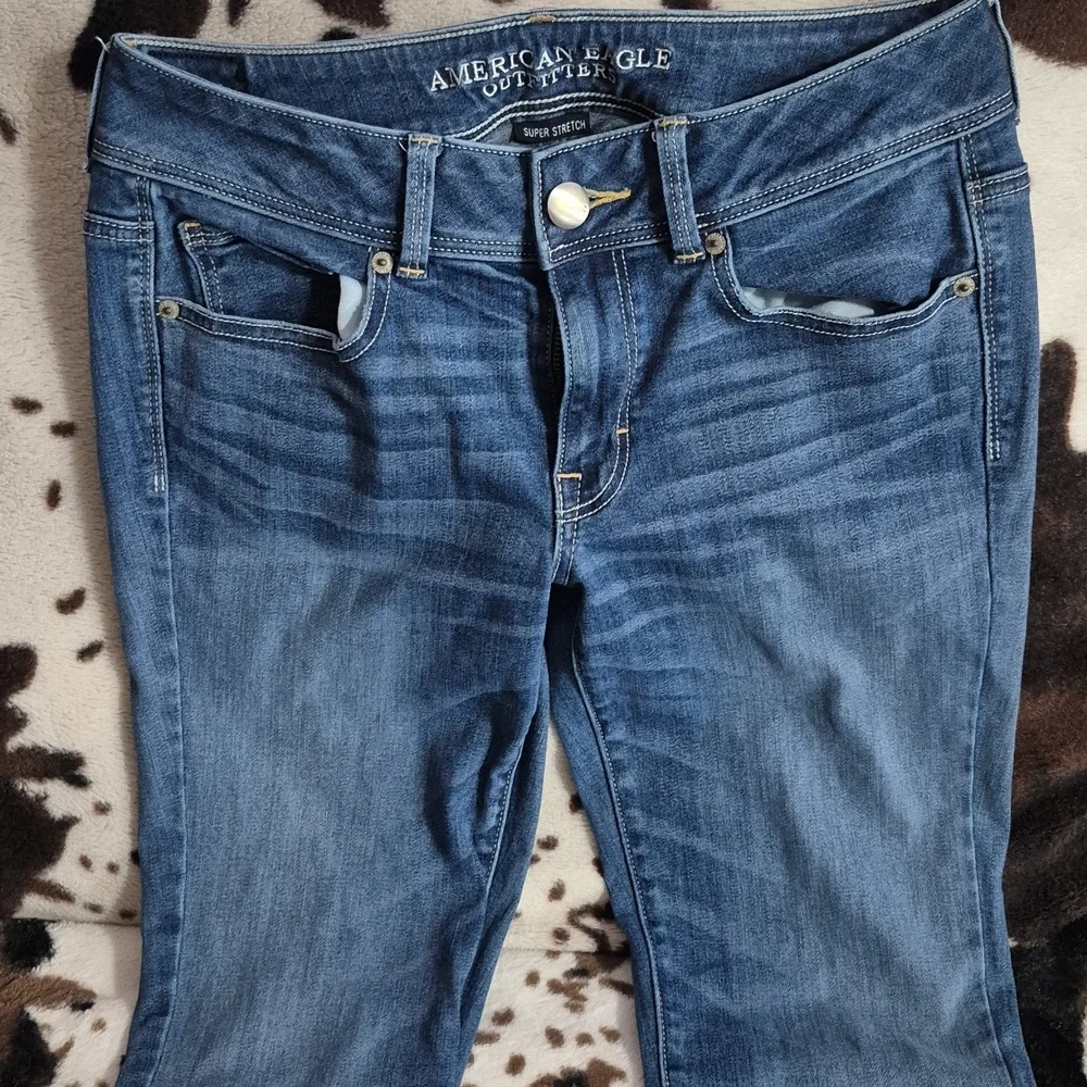 American Eagle Outfitters, Kick Boot, Womens Boot Cut Jeans, Size 8 Long. - Picture 4 of 14